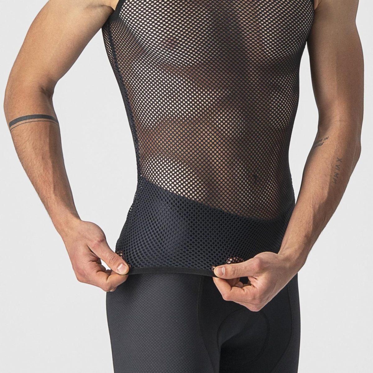CORE MESH 3 SLEEVELESS BLACK