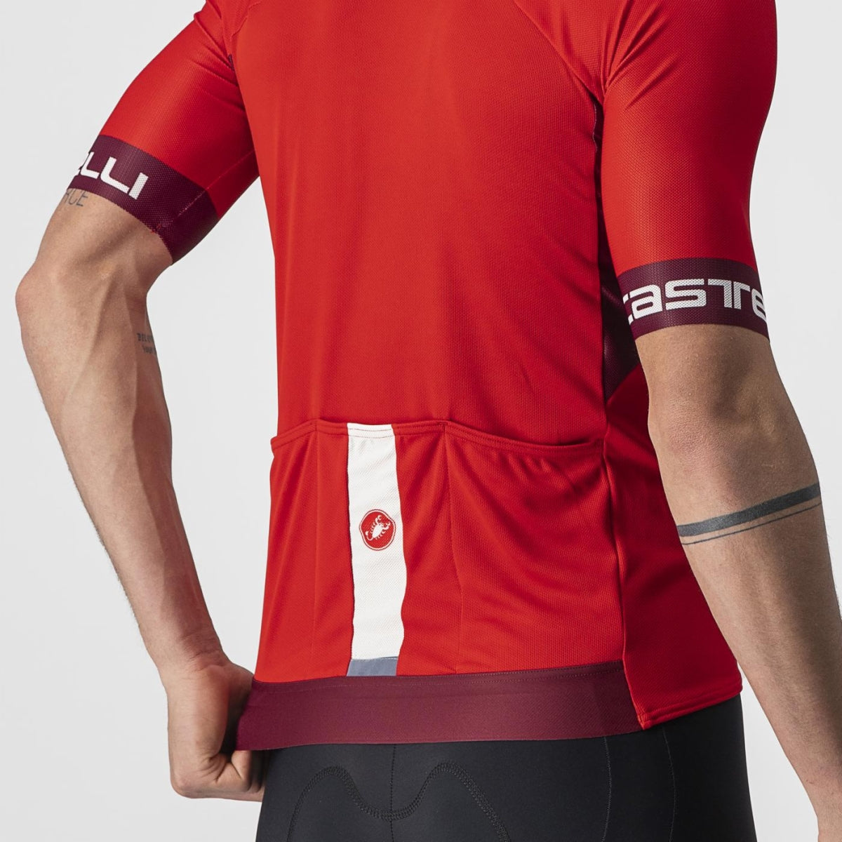 ENTRATA VI JERSEY RED