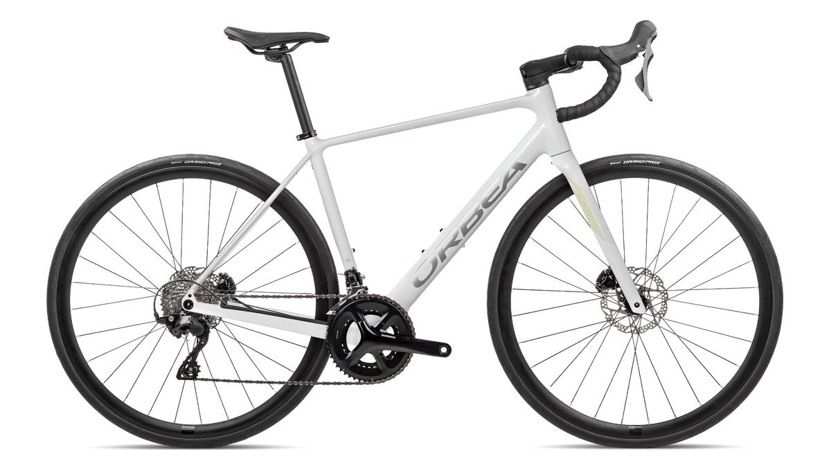 AVANT H30 - Golden White -Smooth Silver (Gloss)