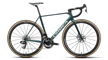 ORCA M11e LTD PWR - Escape Green - Carbon View Matt